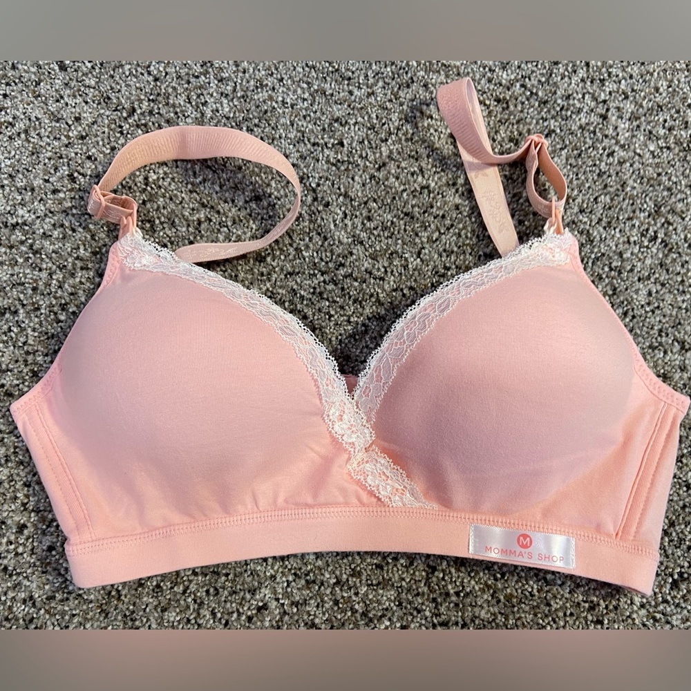 Momma’s Shop Nursing bra maternity size small Pink